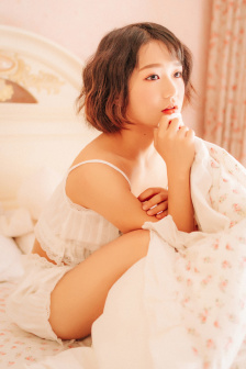 她很漂亮在线观看免费韩剧